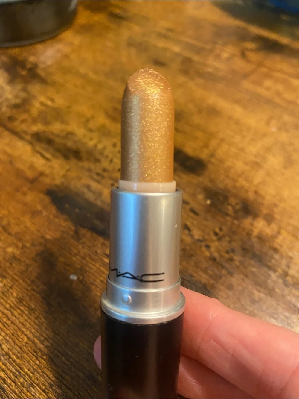 MAC Lipstick Ruffian Gold-Frost